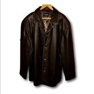 Cherokee mens heavy leather coat Size extra large.